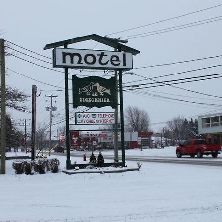 Auberge - Motel Le Pigeonnier Farnham Eksteriør billede