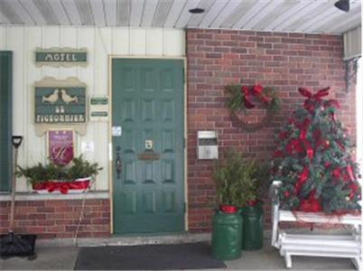 Auberge - Motel Le Pigeonnier Farnham Eksteriør billede